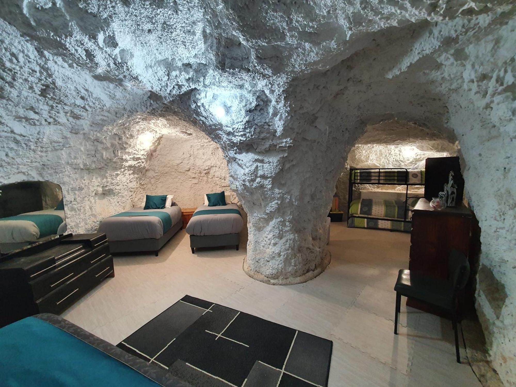 Fossickers Den Dugout Accommodation White Cliffs Екстер'єр фото